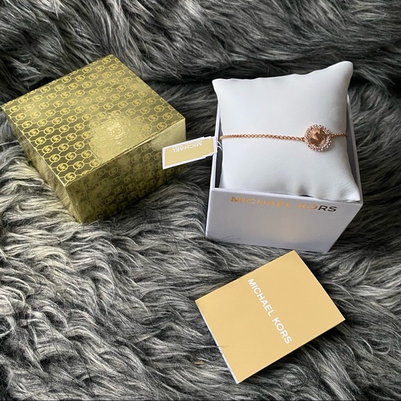 NWT authentic MK rosegold tone logo bracelet - Picture 4 of 6